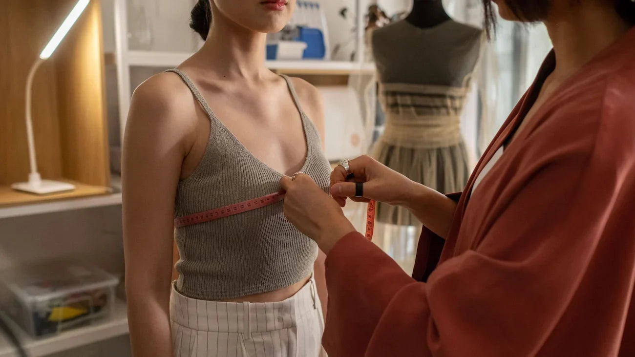 What Is the Smallest Bra Size? Facts & Answers