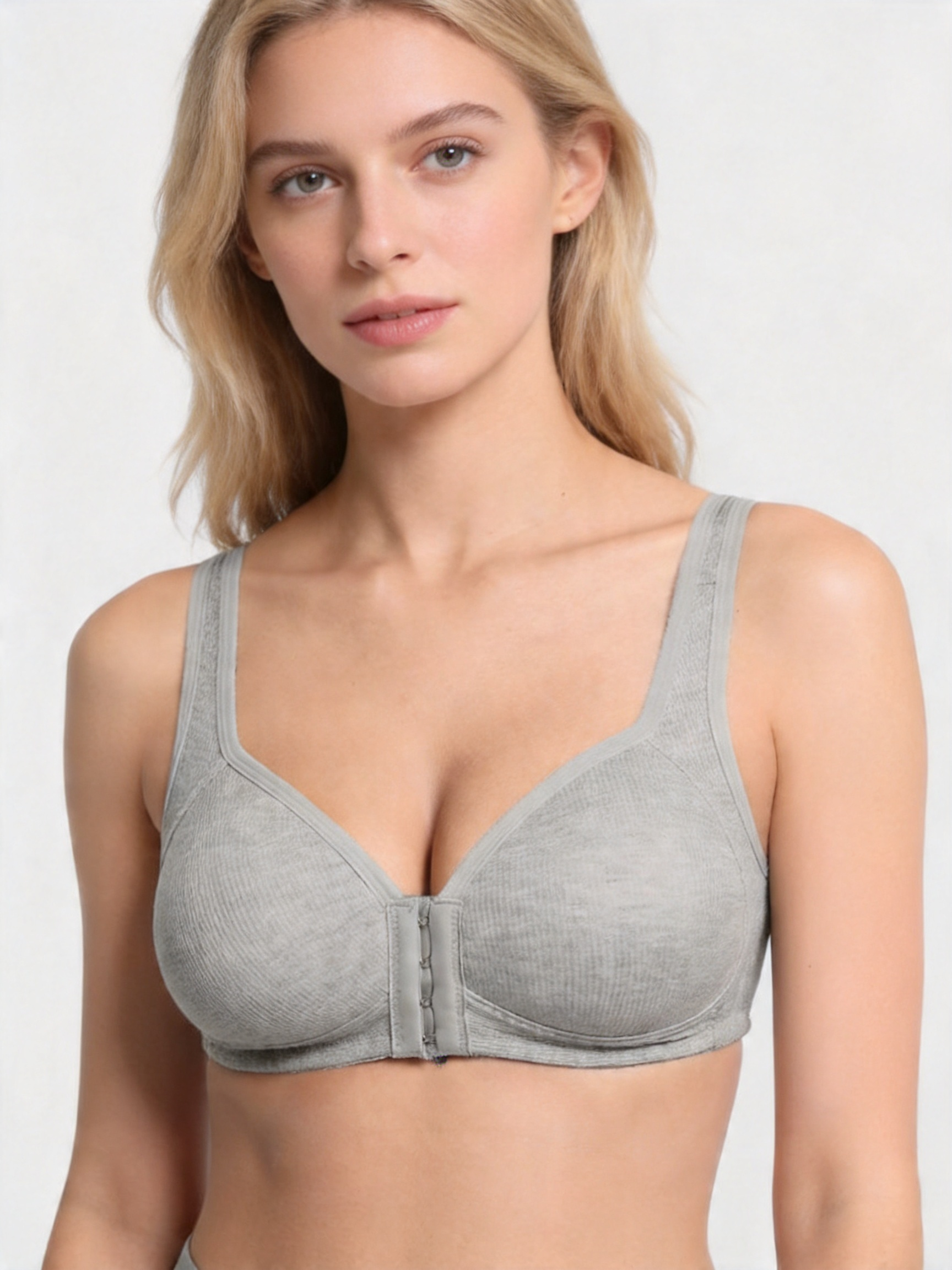 Front Closure Wireless Bra with Seamless Back Smoothing Support