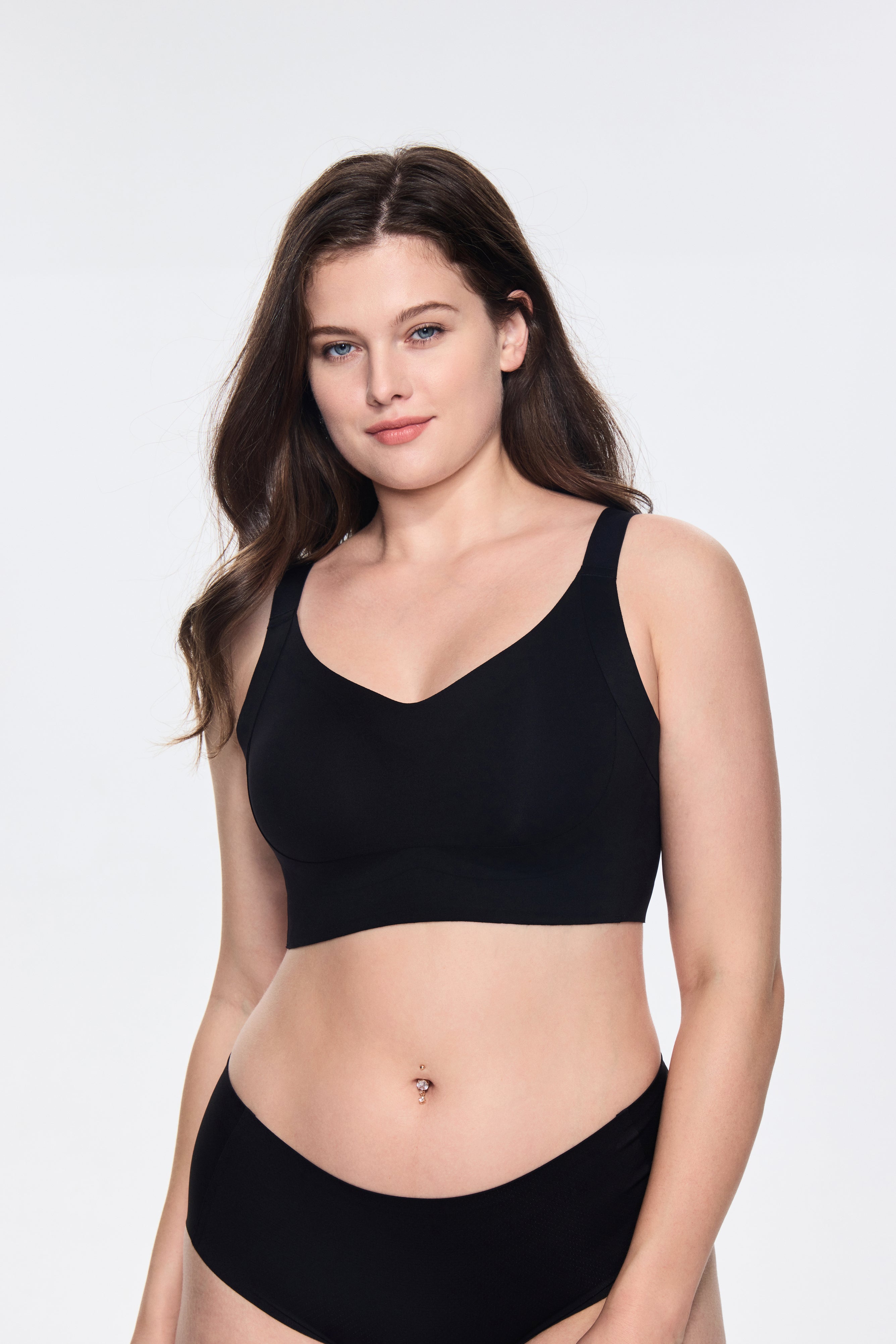 SOFT INTENTION Anti Gravity Wireless Bra - black